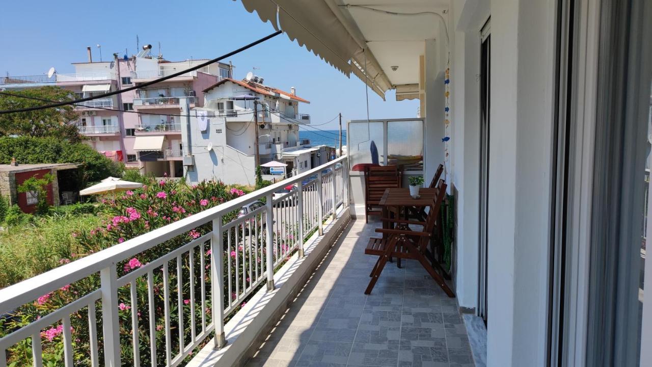 Sea Pleasure Apartment II Peraia  Bagian luar foto