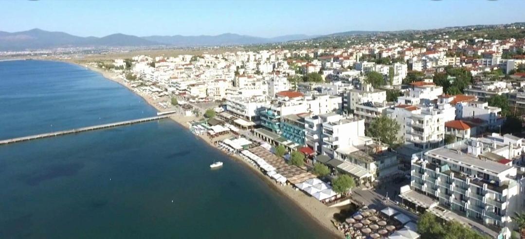 Sea Pleasure Apartment II Peraia  Bagian luar foto
