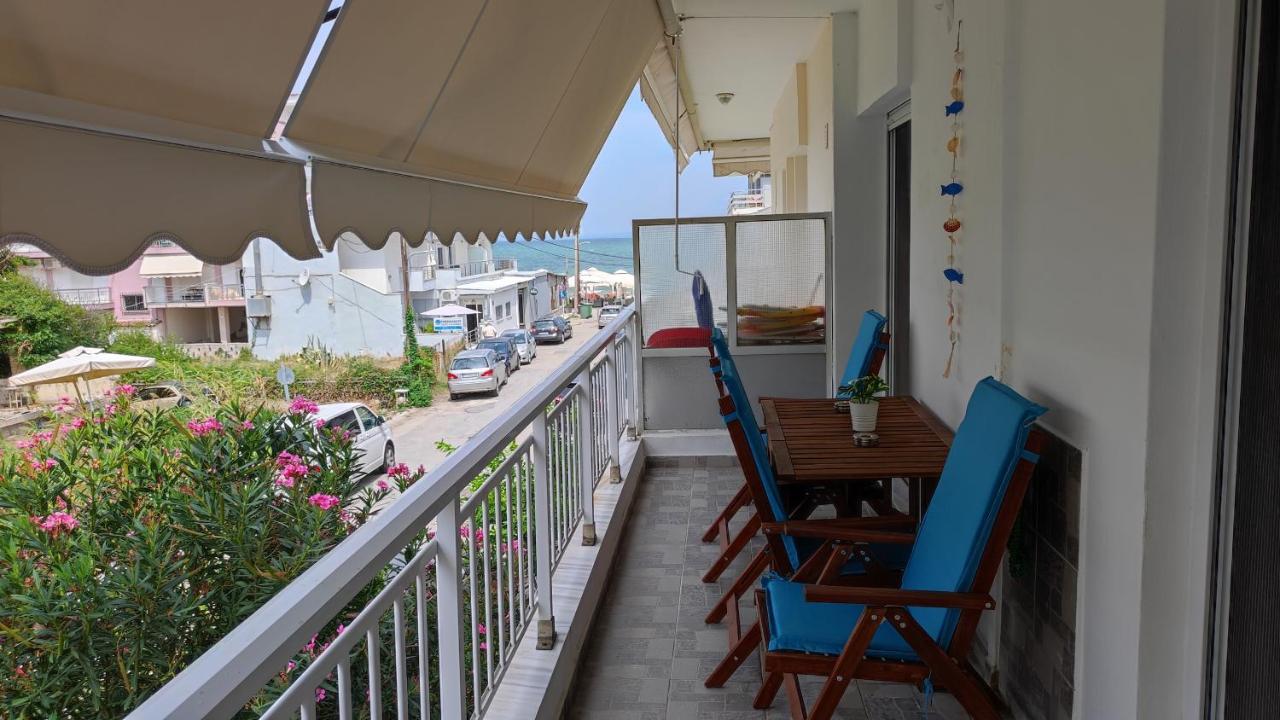 Sea Pleasure Apartment II Peraia  Bagian luar foto
