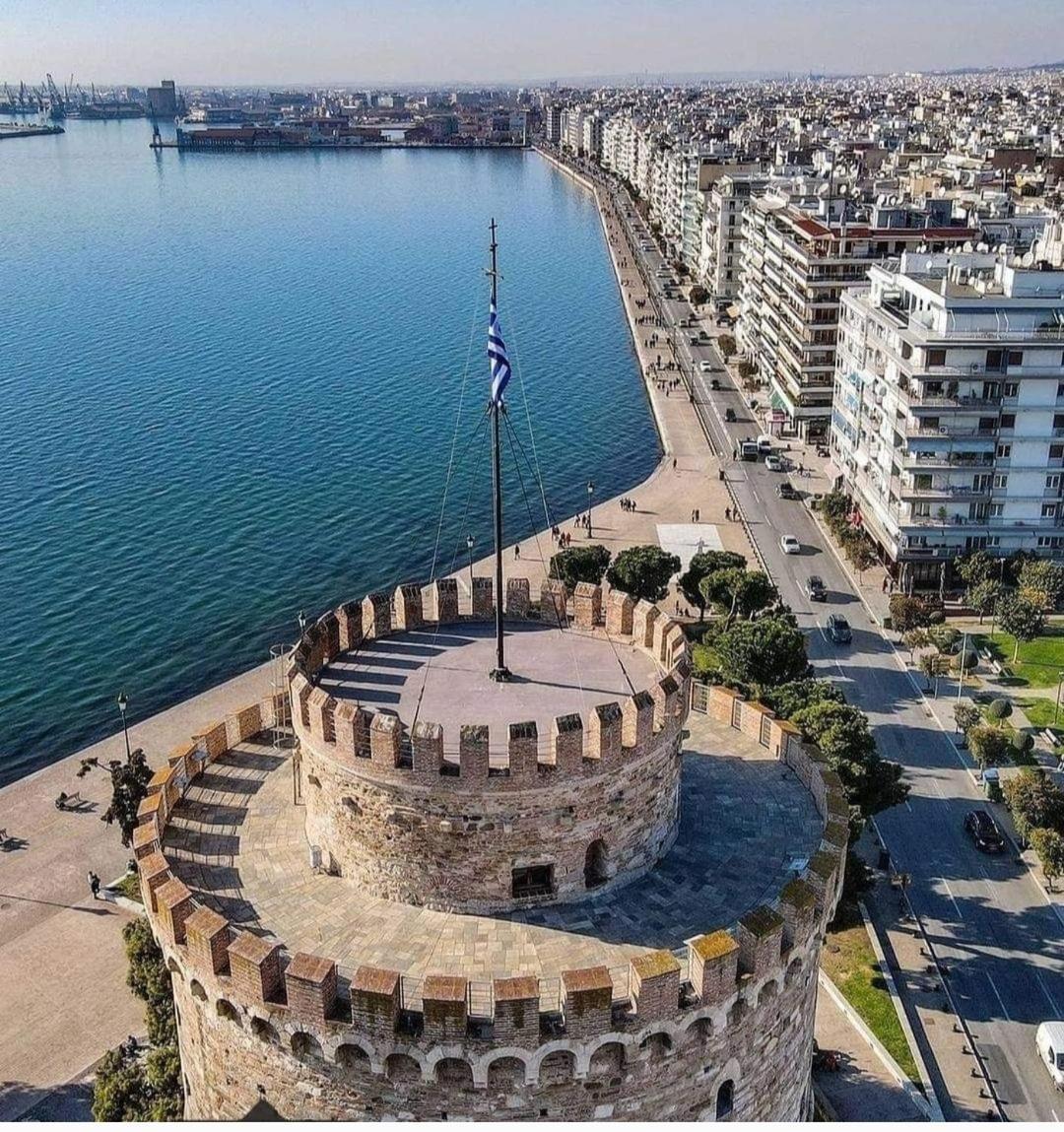 Sea Pleasure Apartment II Peraia  Bagian luar foto